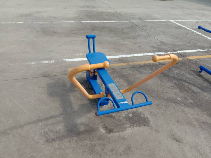 劃船器