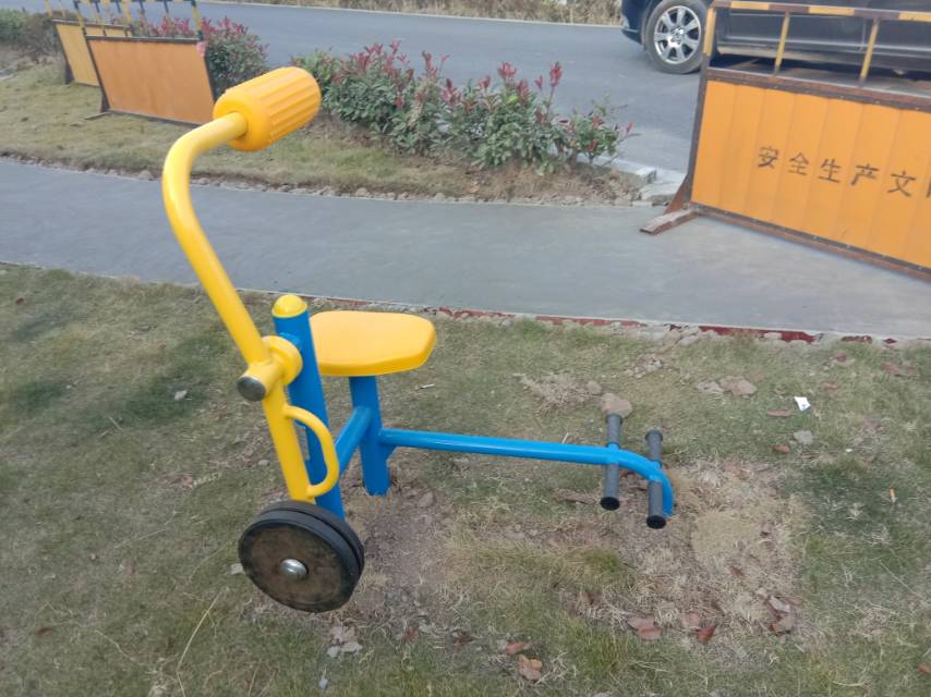 腹背鍛煉器