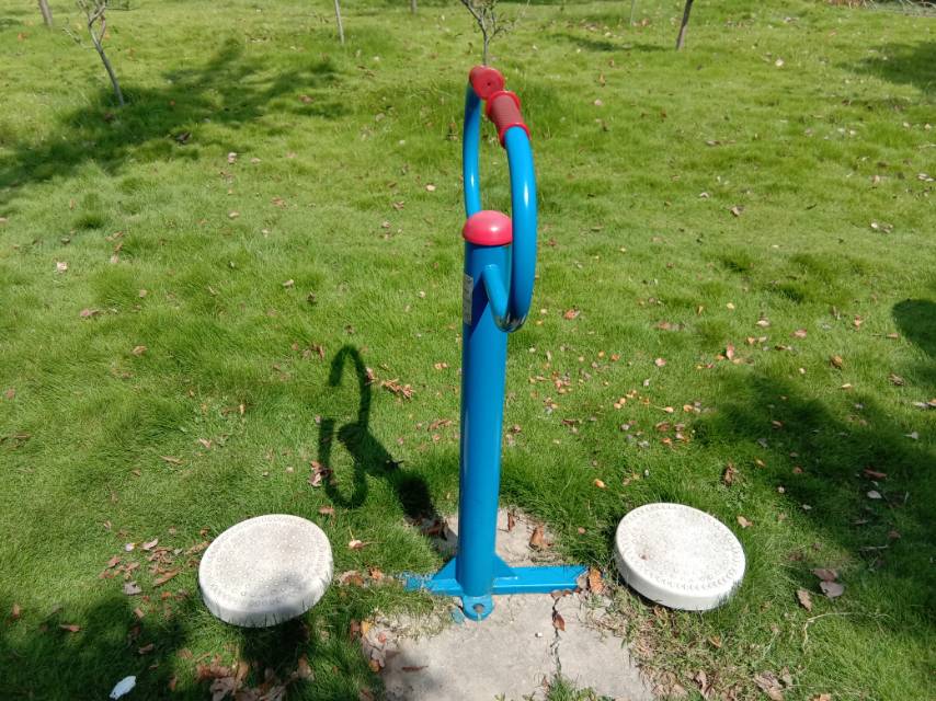 扭腰器