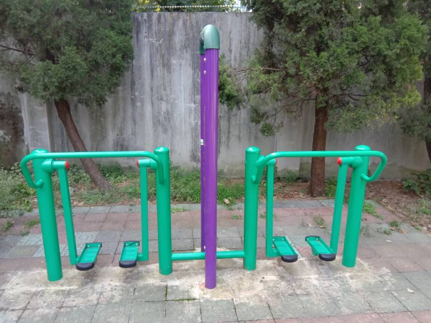 雙位漫步機