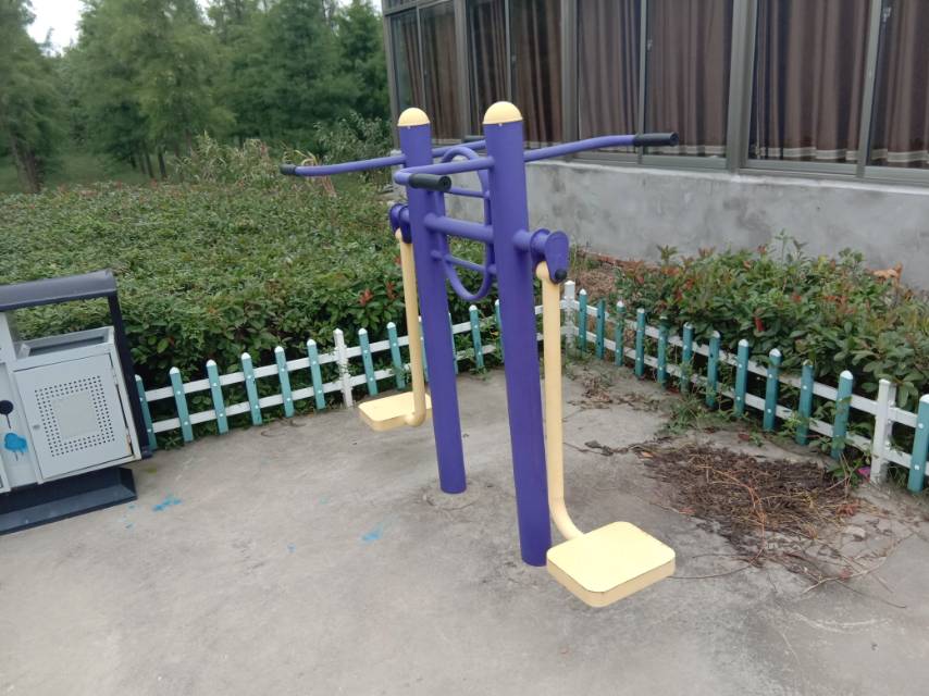 鐘擺器