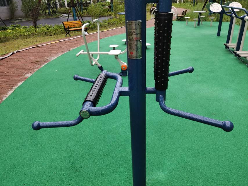 腰背按摩器