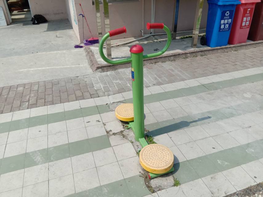 扭腰器