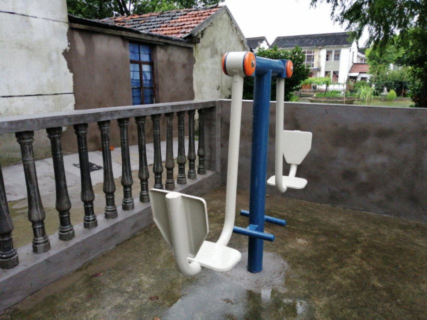 雙位坐蹬器