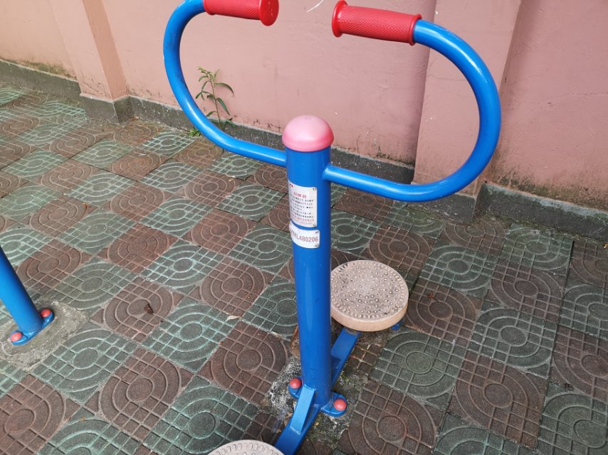 扭腰器