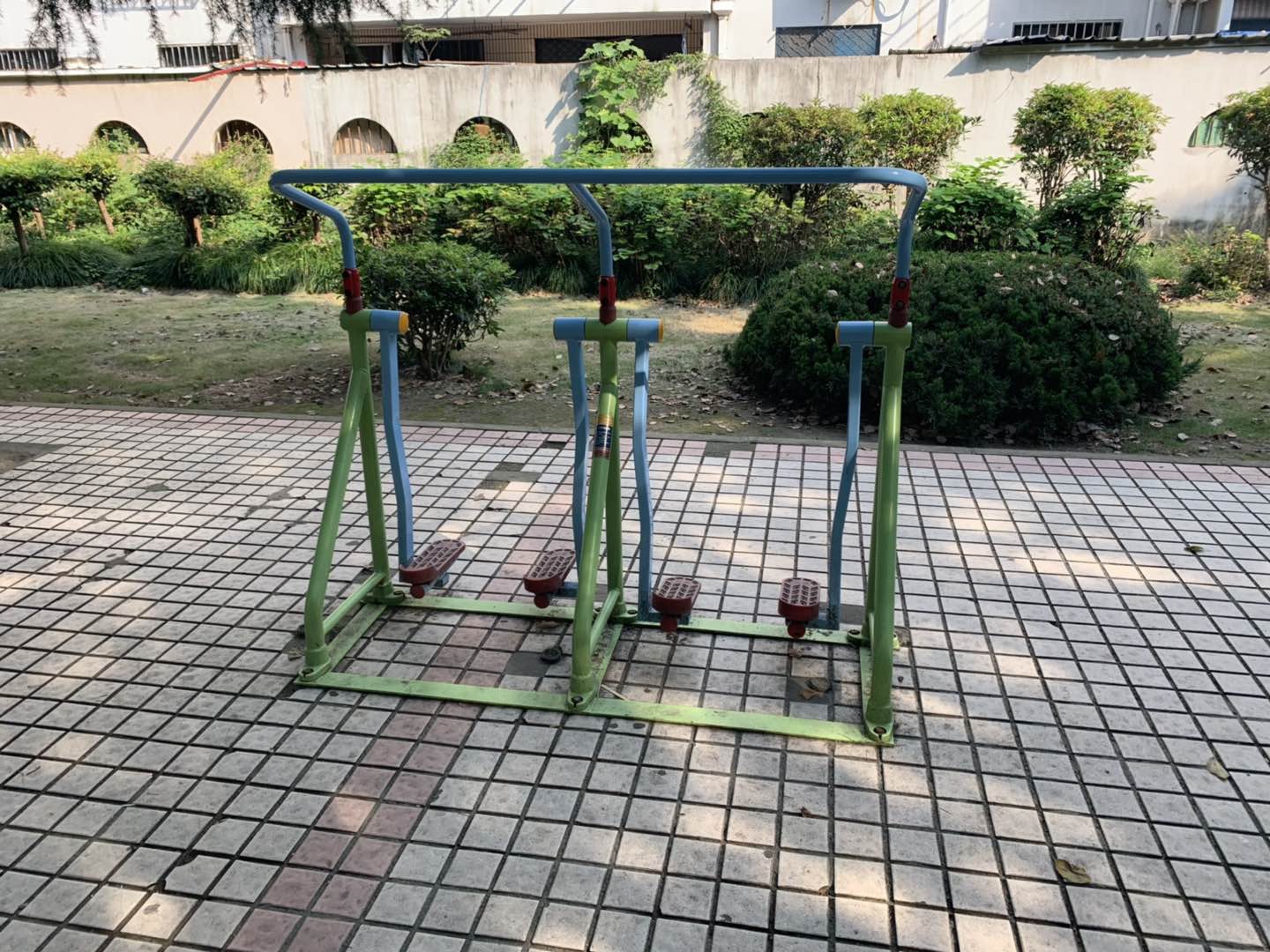 太空漫步器