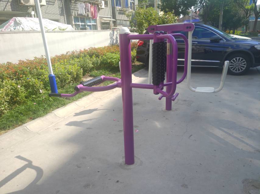 腰背按摩器