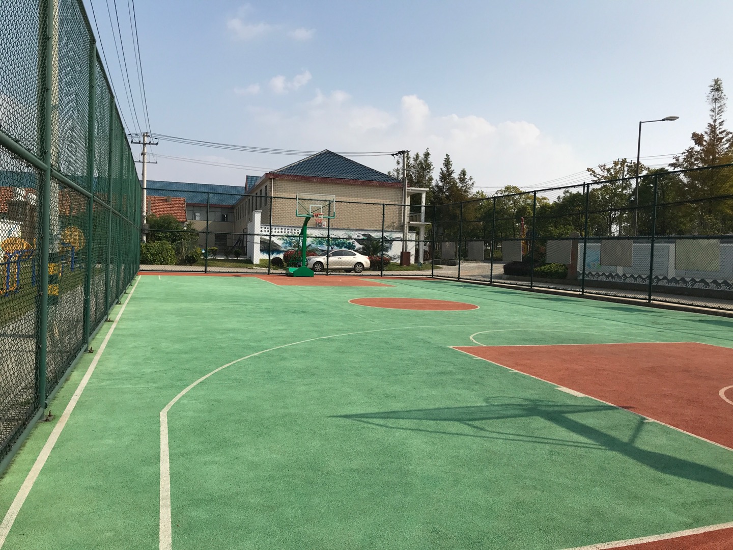 石沙村籃球場(chǎng)