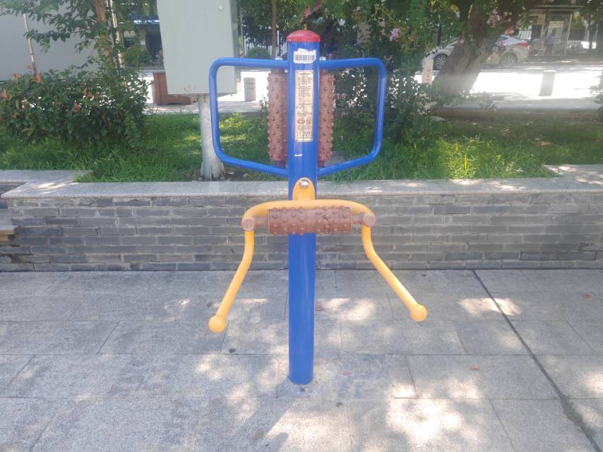 腰背按摩器