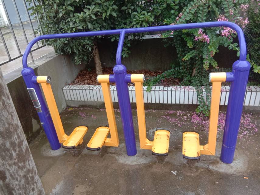 太空漫步器