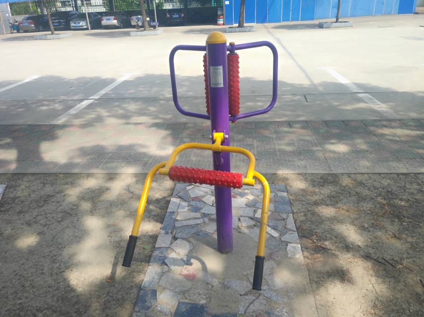腰背按摩器