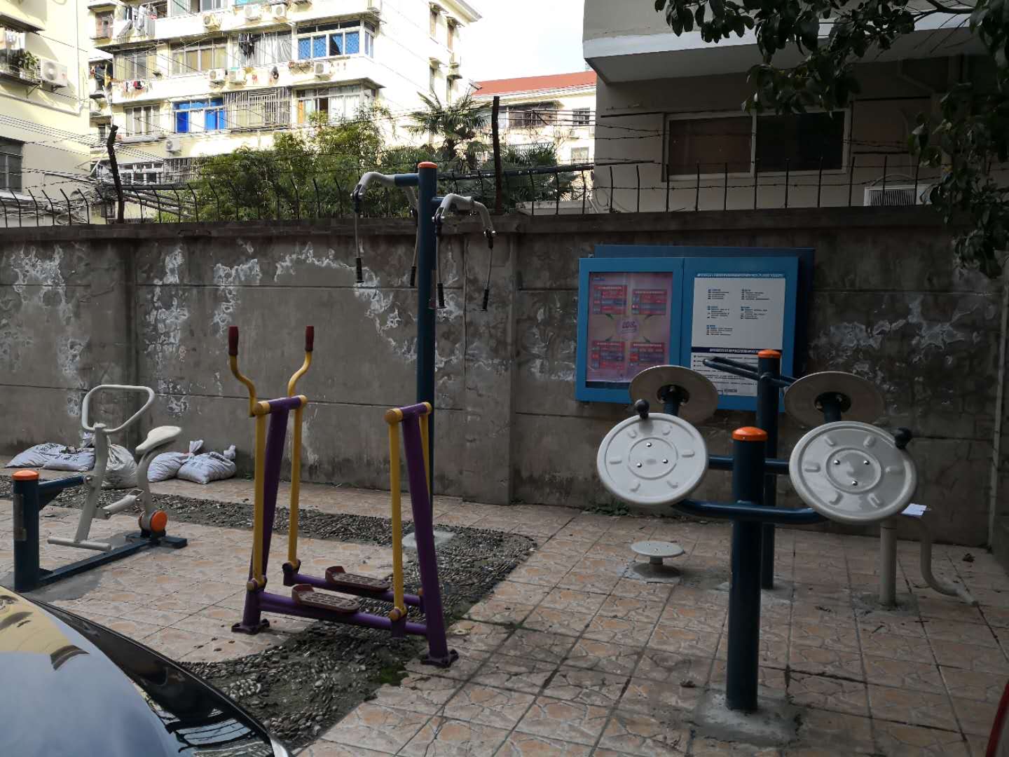 靜安區(qū)芷江西路街道協(xié)和居委健身點(diǎn)（大統(tǒng)路1088弄）