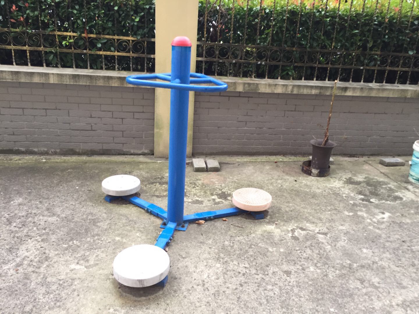 扭腰器