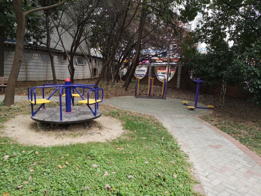 康橋花園北園健身點(diǎn)
