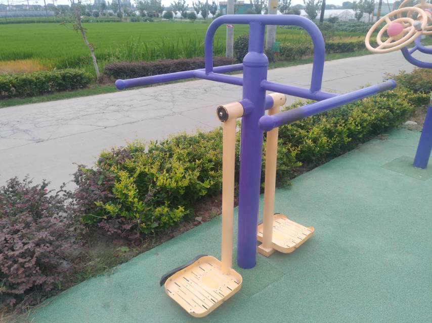 鐘擺器