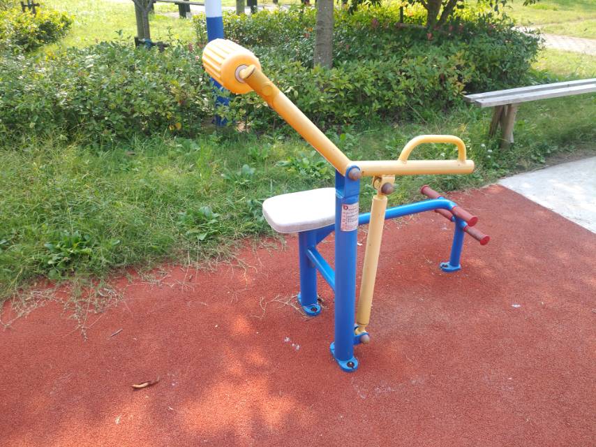 腹背鍛煉器