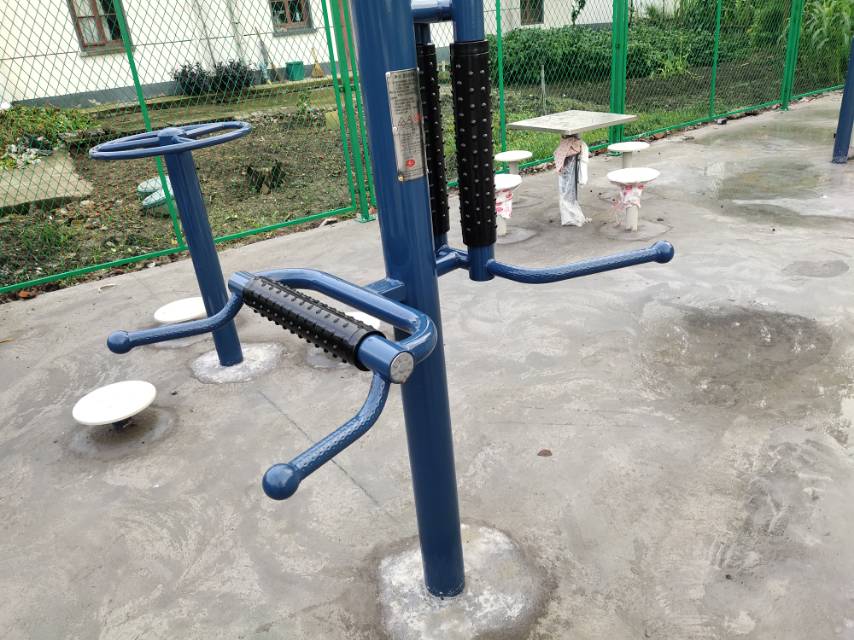 腰背按摩器