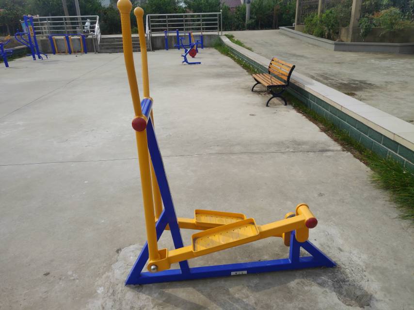 室外橢圓機