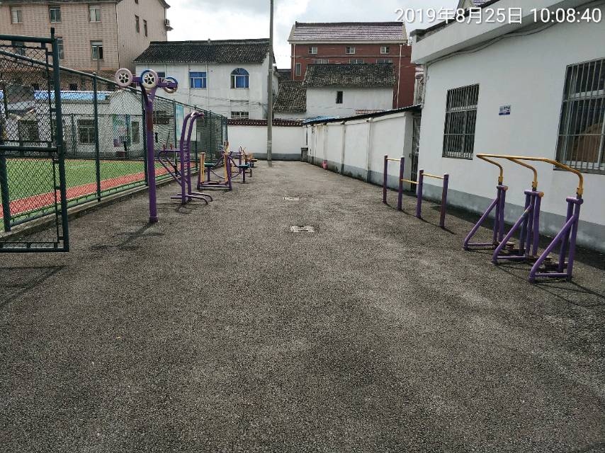 紀(jì)王村巷前健身點