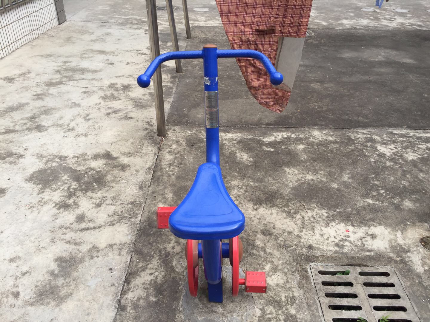 直立健身車