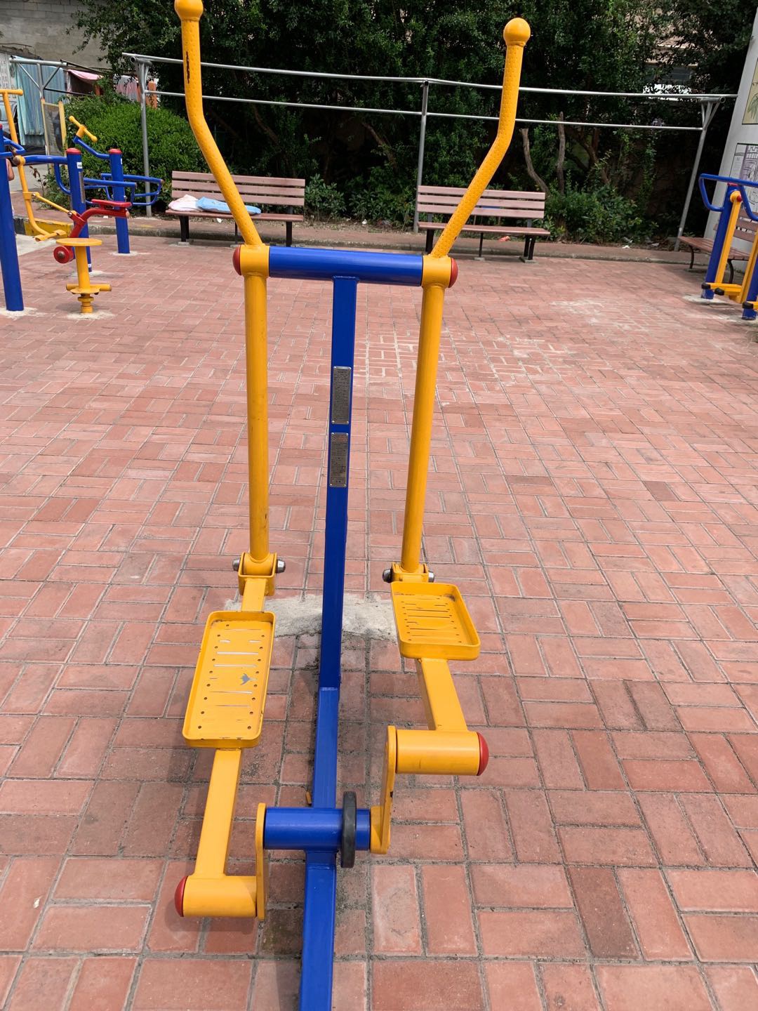 室外橢圓機