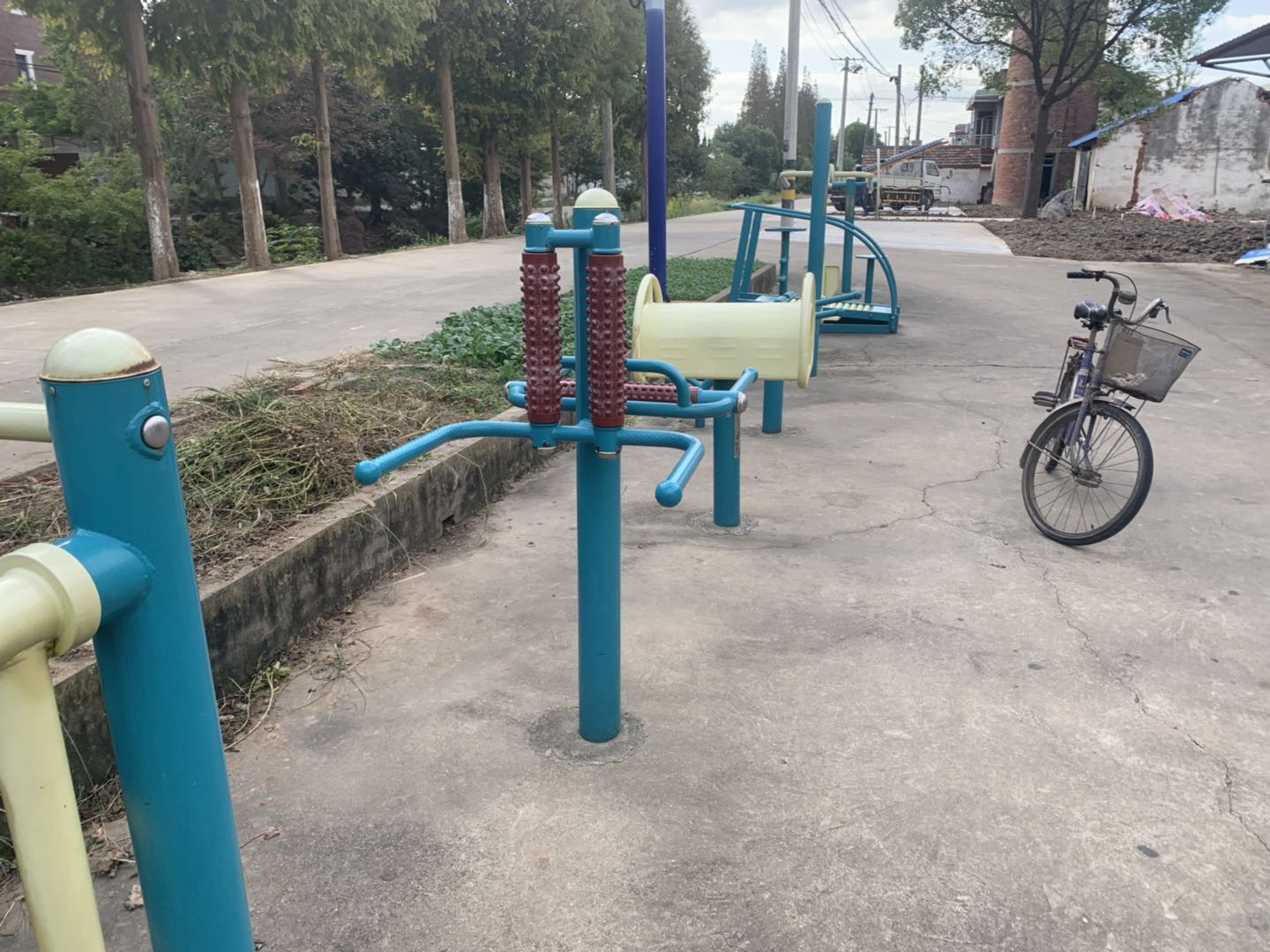 腰部按摩器