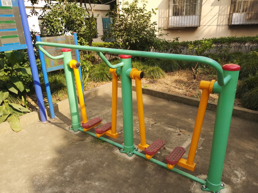 兩聯漫步機