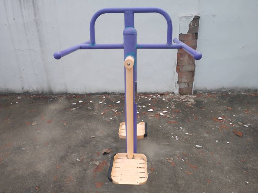 鐘擺器