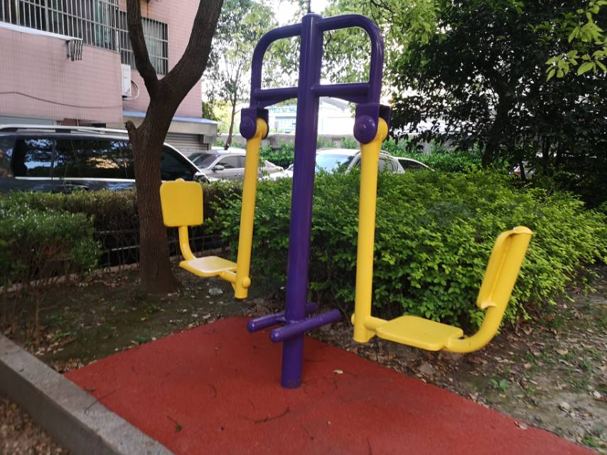 雙位蹬力器