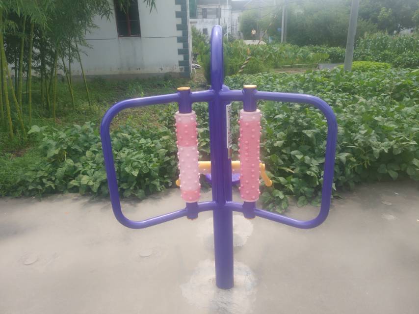 腰背按摩器