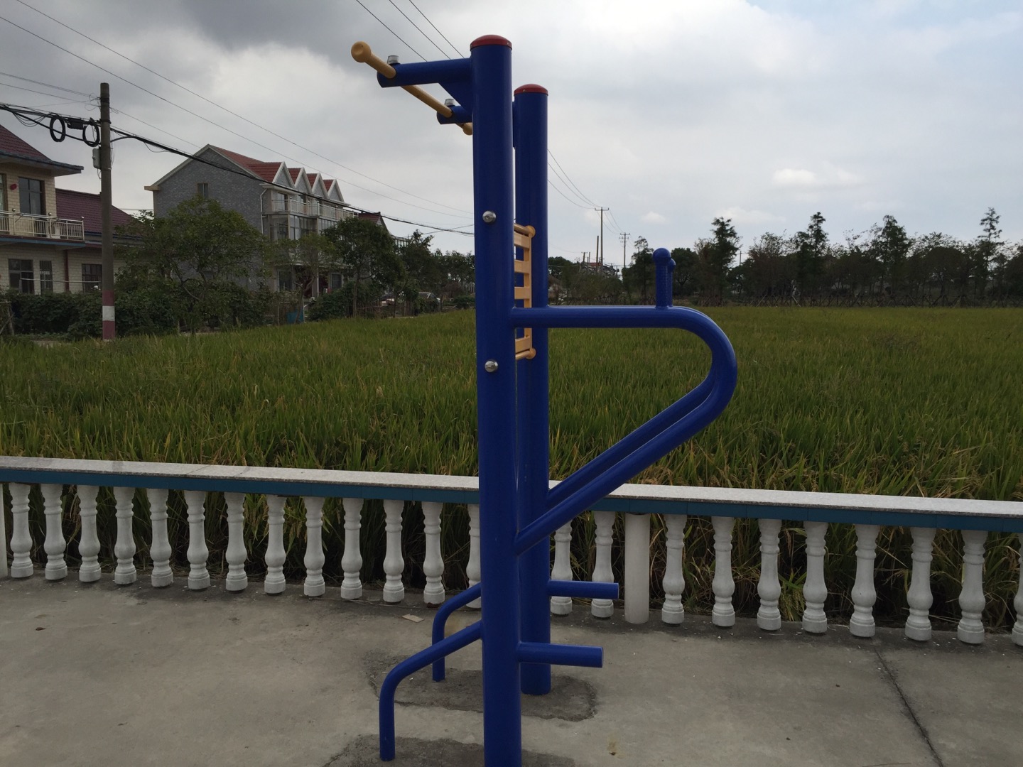 多功能鍛煉器