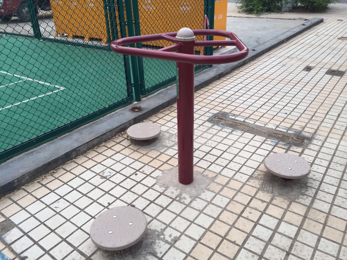 扭腰器