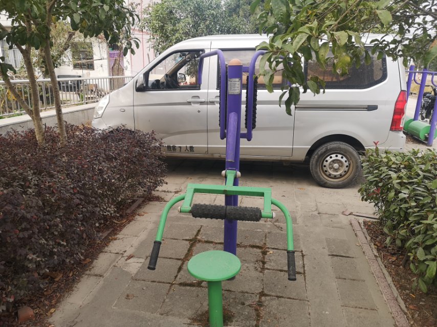 腰背按摩器