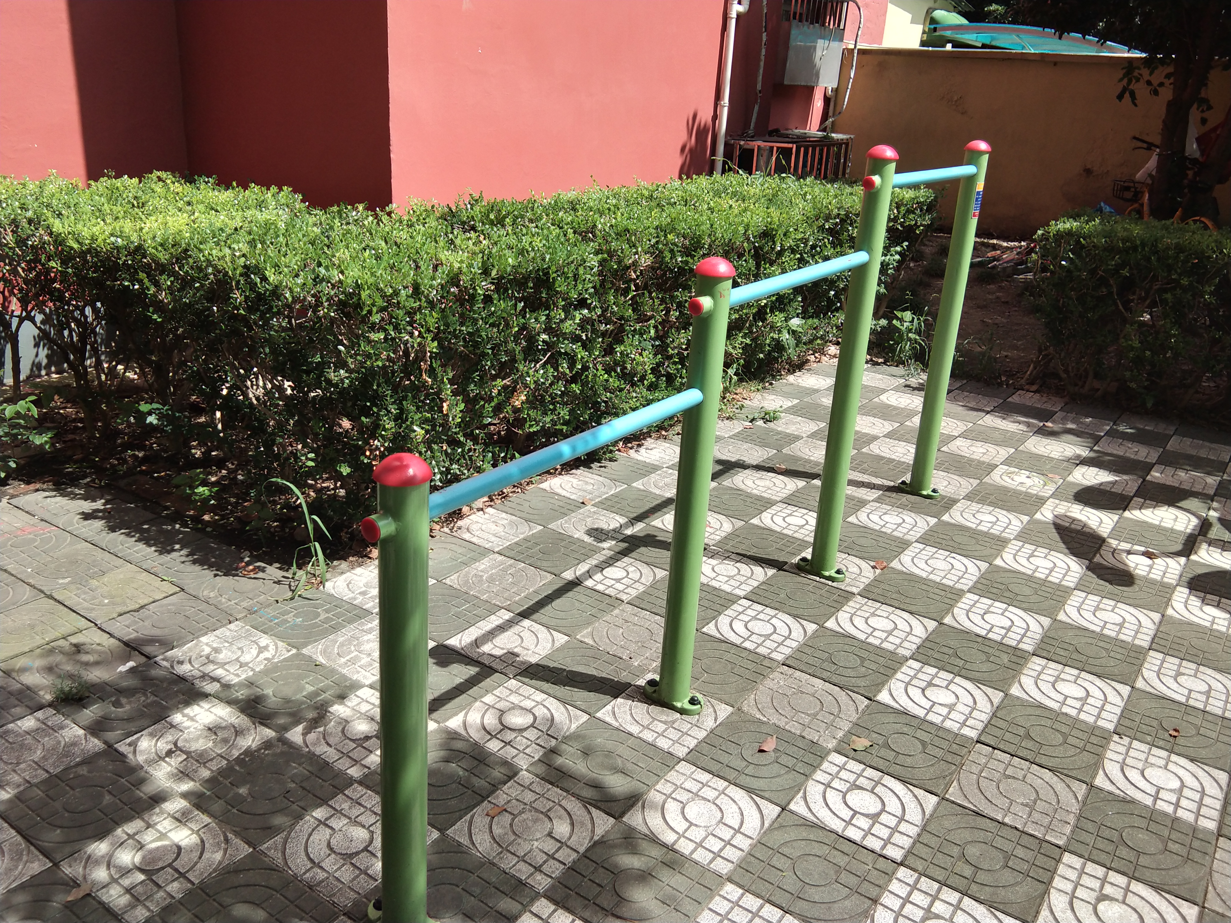 擱腿杠