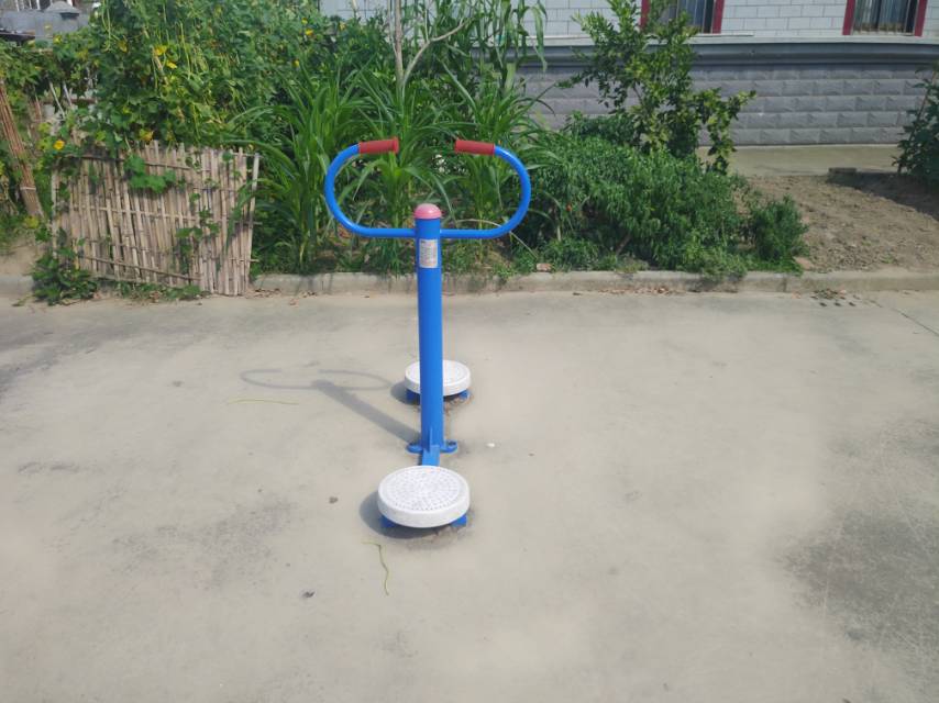 扭腰器