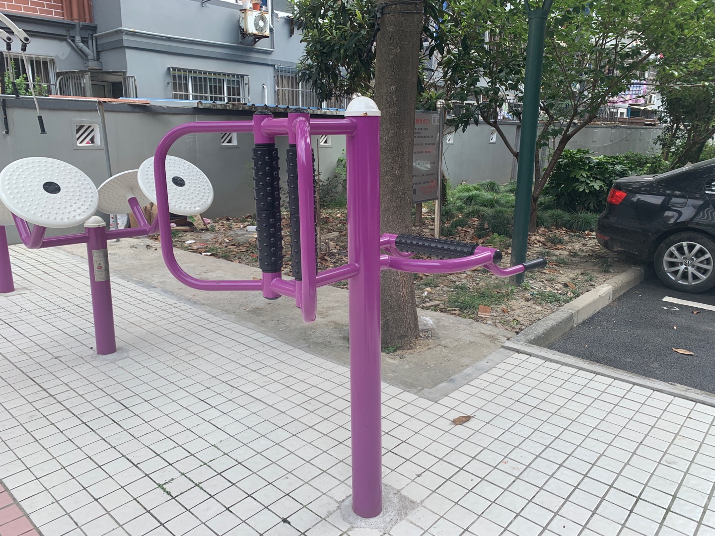 腰背按摩器