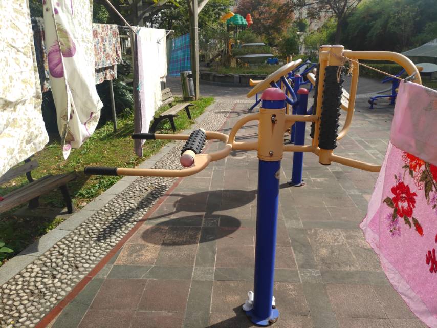 腰背按摩器