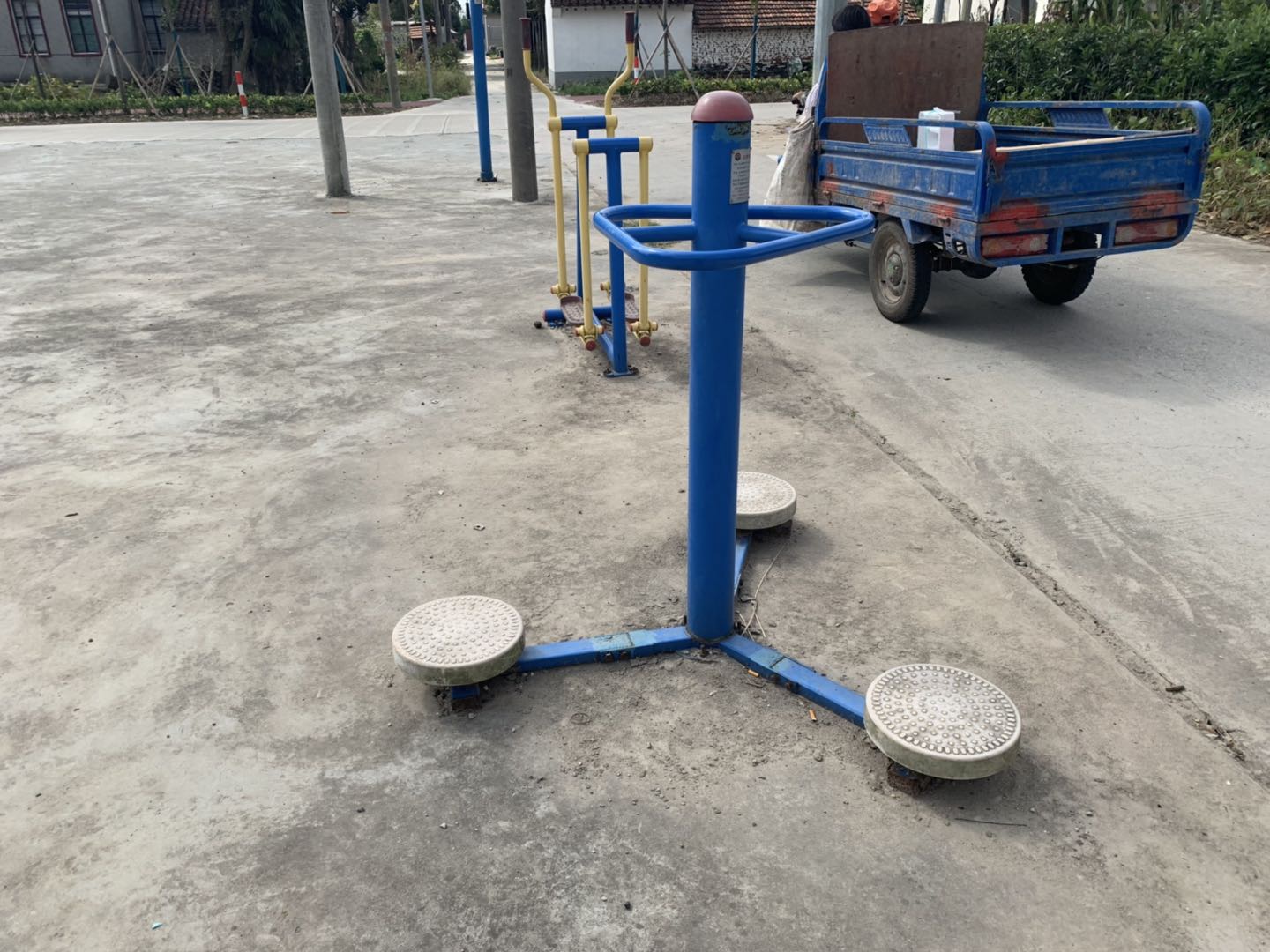 扭腰器