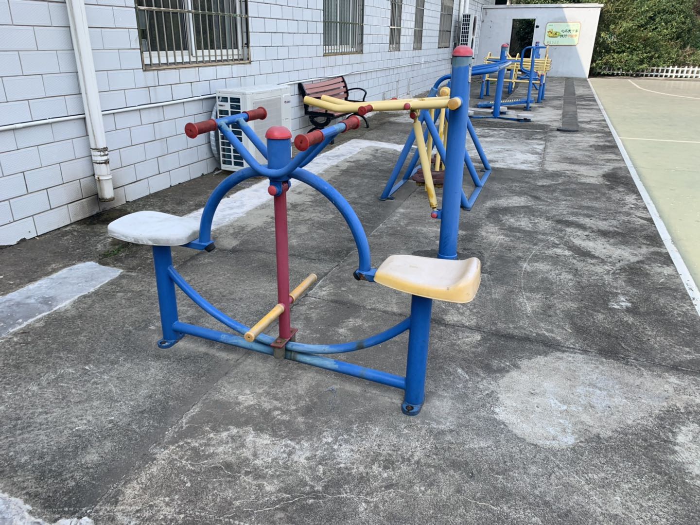 下肢鍛煉器