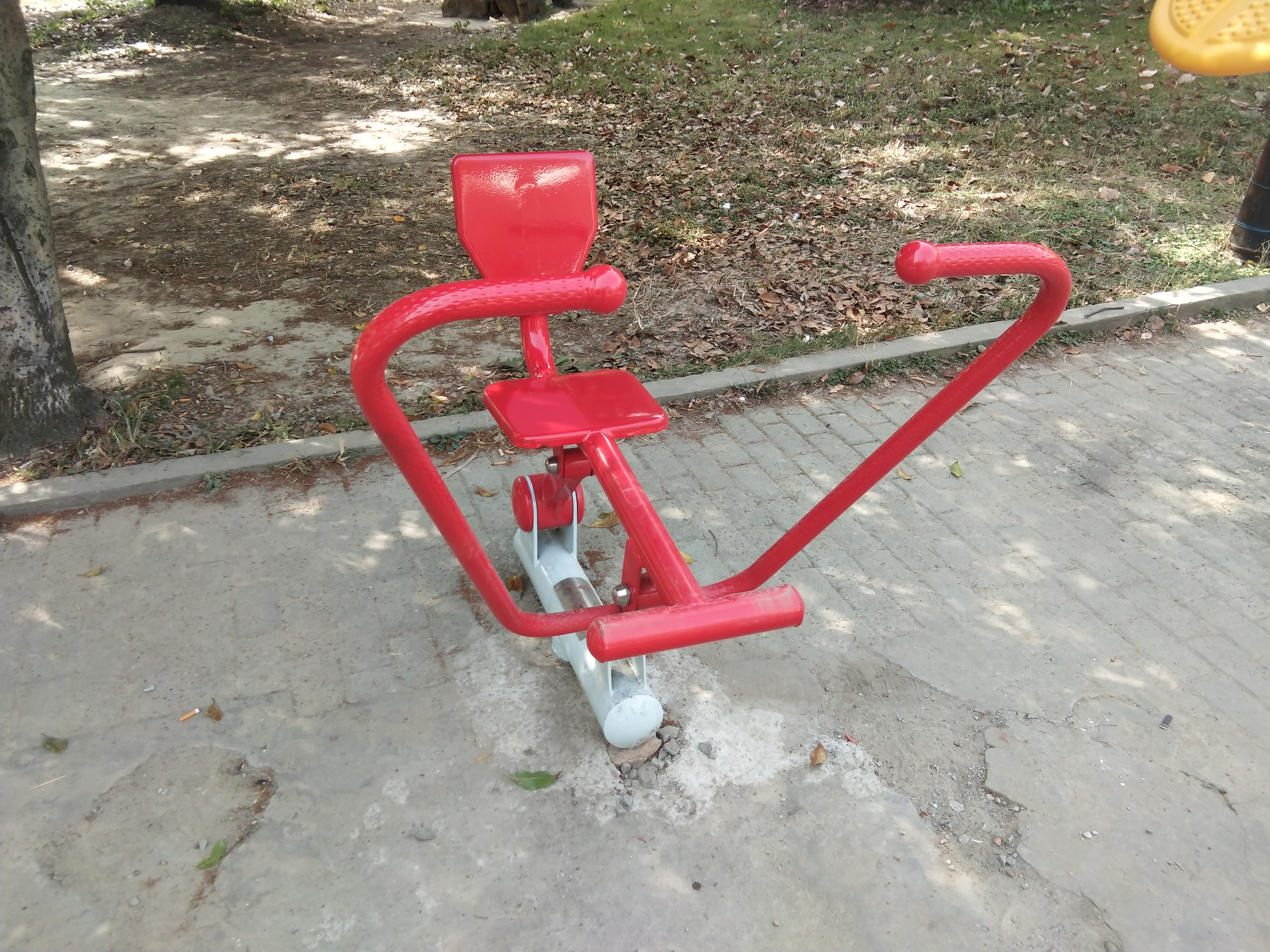劃船器