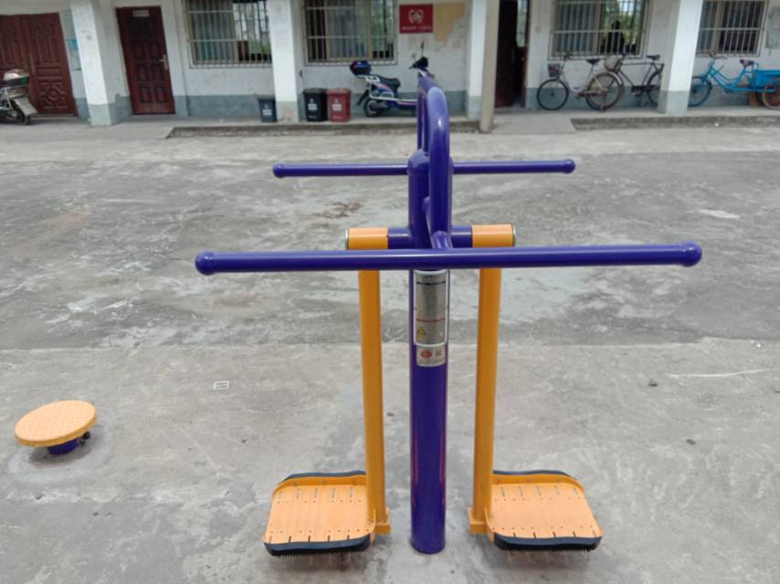 鐘擺器