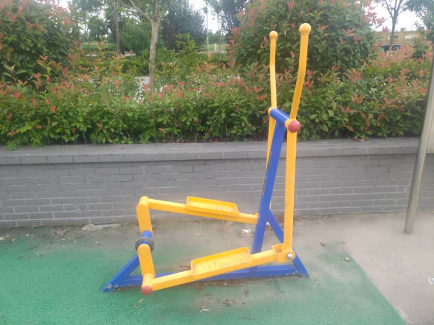 室外橢圓機