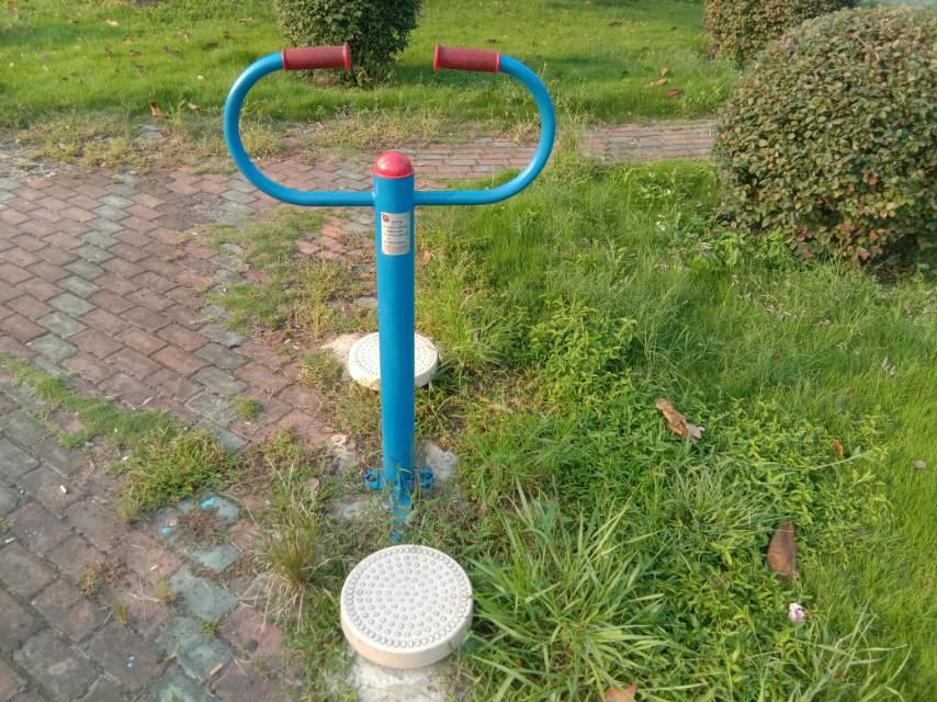 扭腰器