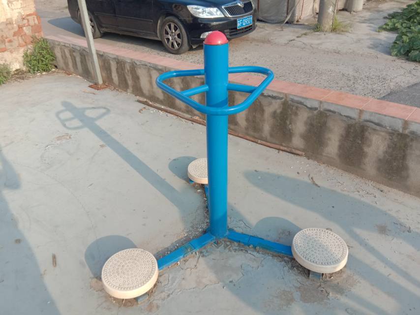扭腰器