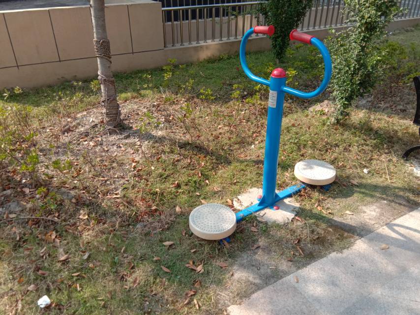 扭腰器