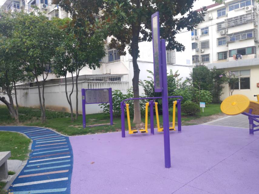 摸高器