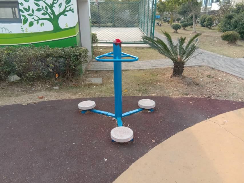 扭腰器