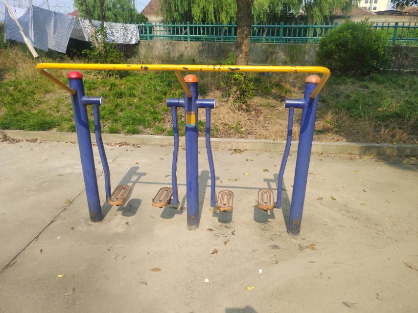 太空漫步器