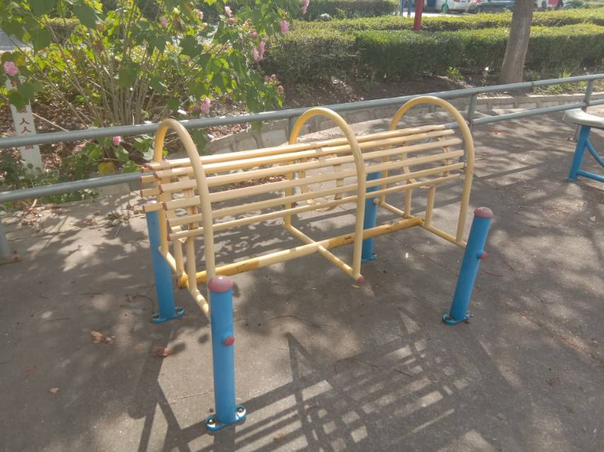 伸腰器