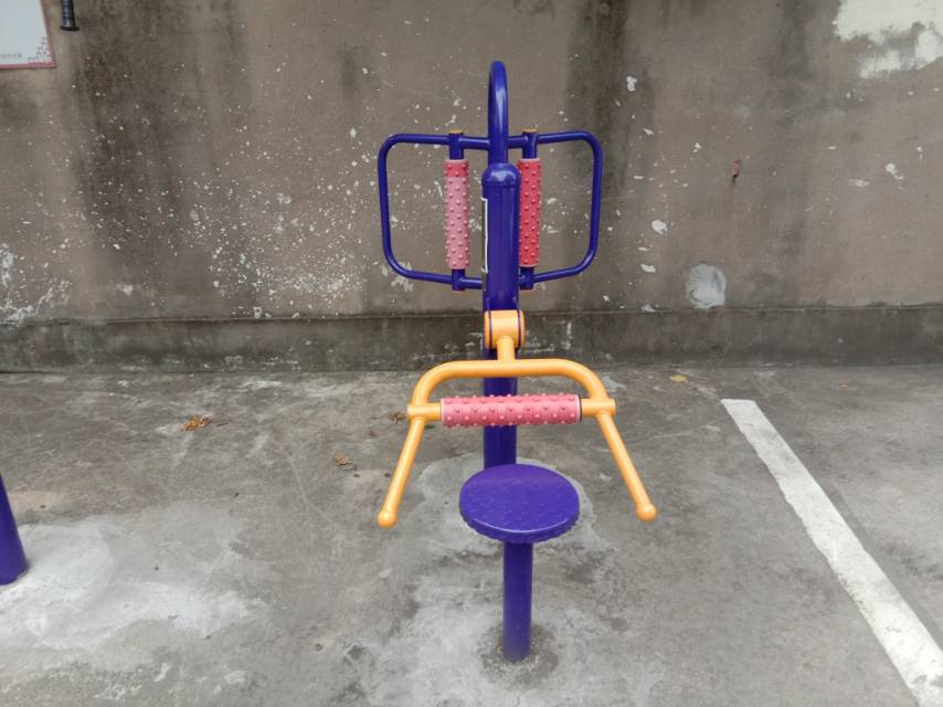 腰背按摩器
